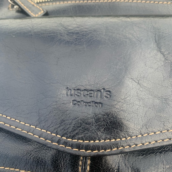 🌷4/$30 Tuscans Collection crossbody - Picture 4 of 6